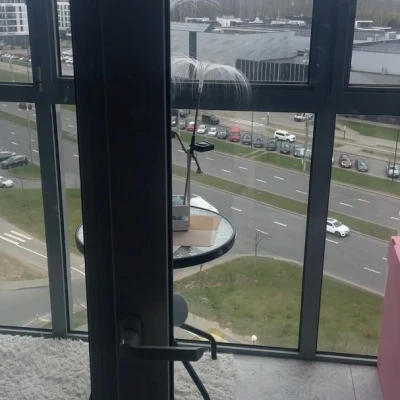 Glass units replaced in Minsk's Partisan district &mdash; master with departure